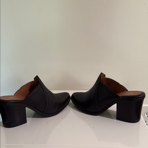XAppeal Frankie Bootcut Block Heel Faux Leather Mules size 7 - Picture 4 of 8
